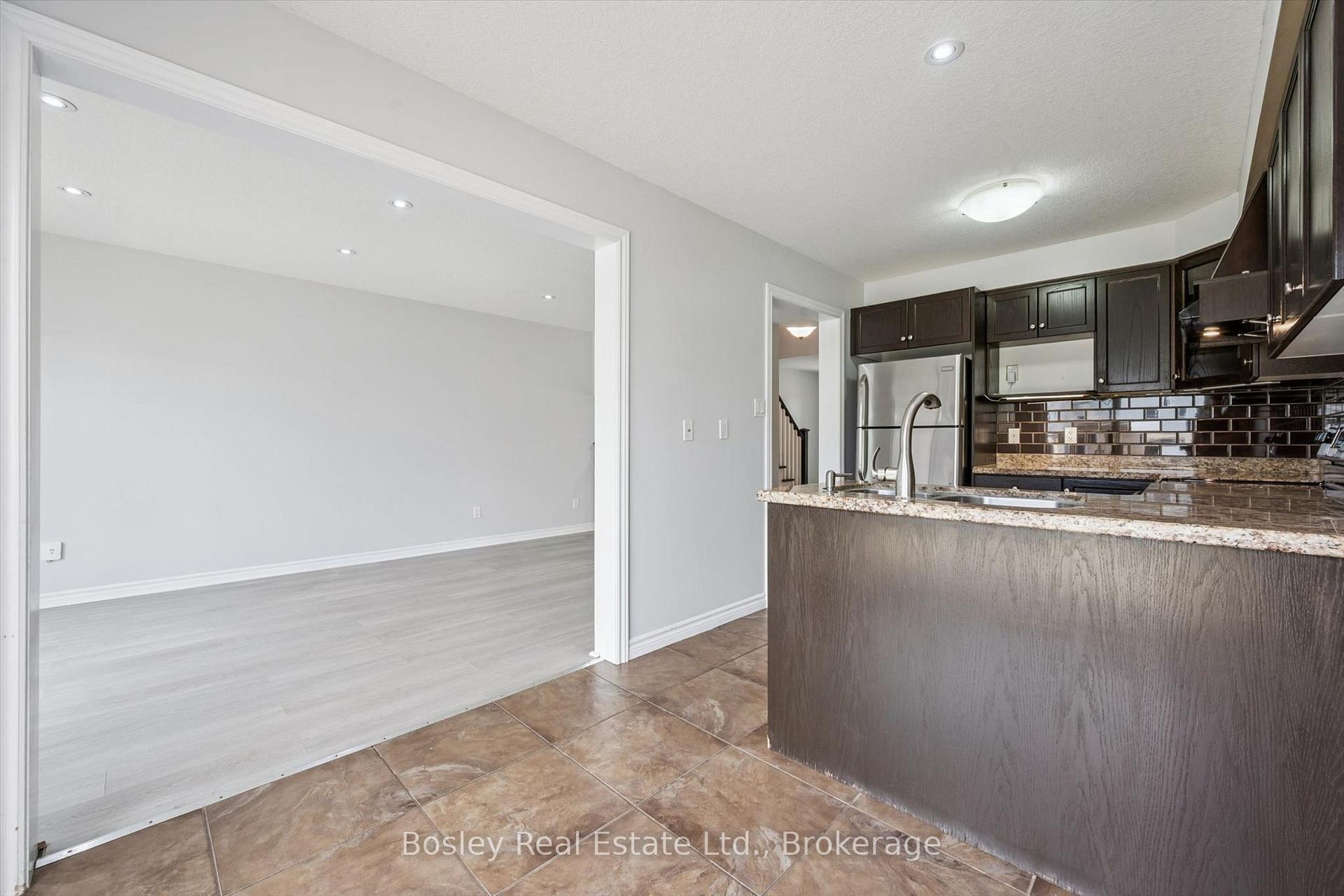 Photo 23 of 4 Pearson Street, Guelph, Pineridge/Westminster Woods — HOMEH