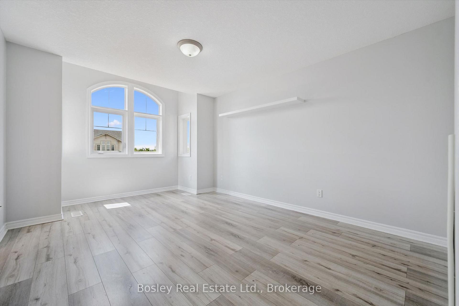 Photo 25 of 4 Pearson Street, Guelph, Pineridge/Westminster Woods — HOMEH