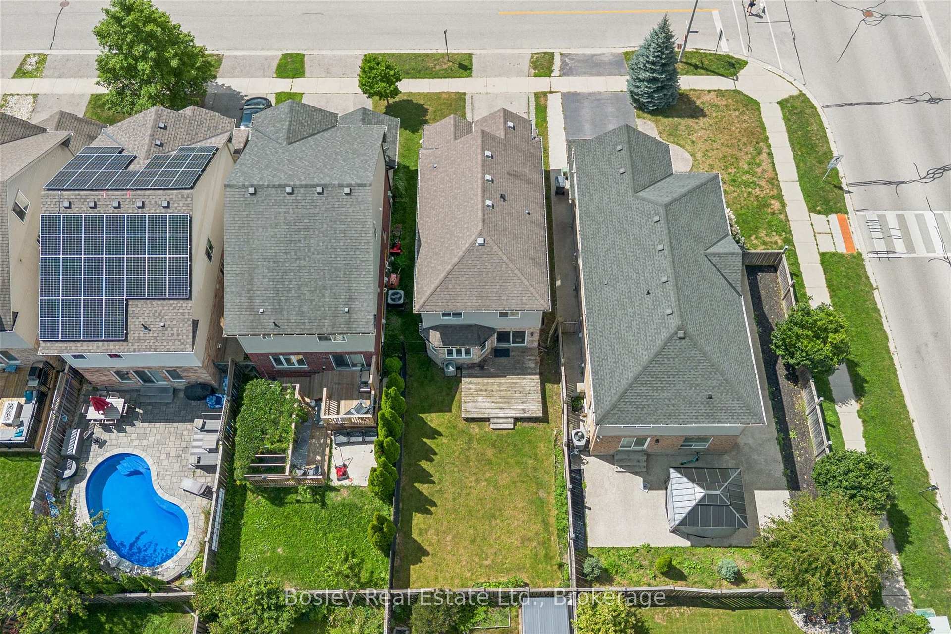 Photo 46 of 4 Pearson Street, Guelph, Pineridge/Westminster Woods — HOMEH