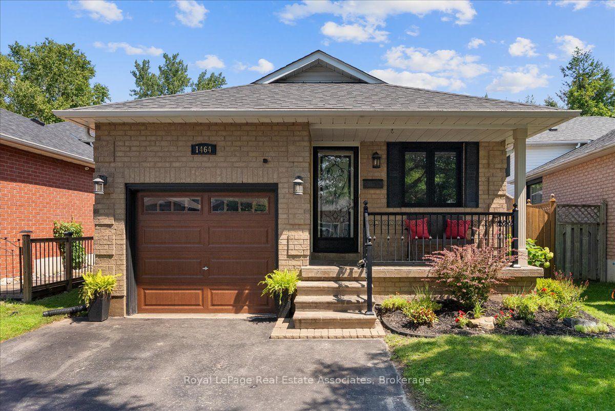 Photo 1 of 1464 Trowbridge Drive, Oshawa, Centennial — HOMEH