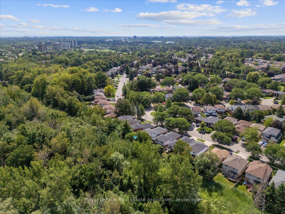 Photo 45 of 1464 Trowbridge Drive, Oshawa, Centennial — HOMEH