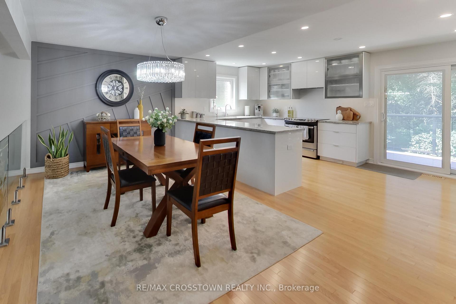 Photo 8 of 38 Innisbrook Drive, Wasaga Beach — HOMEH