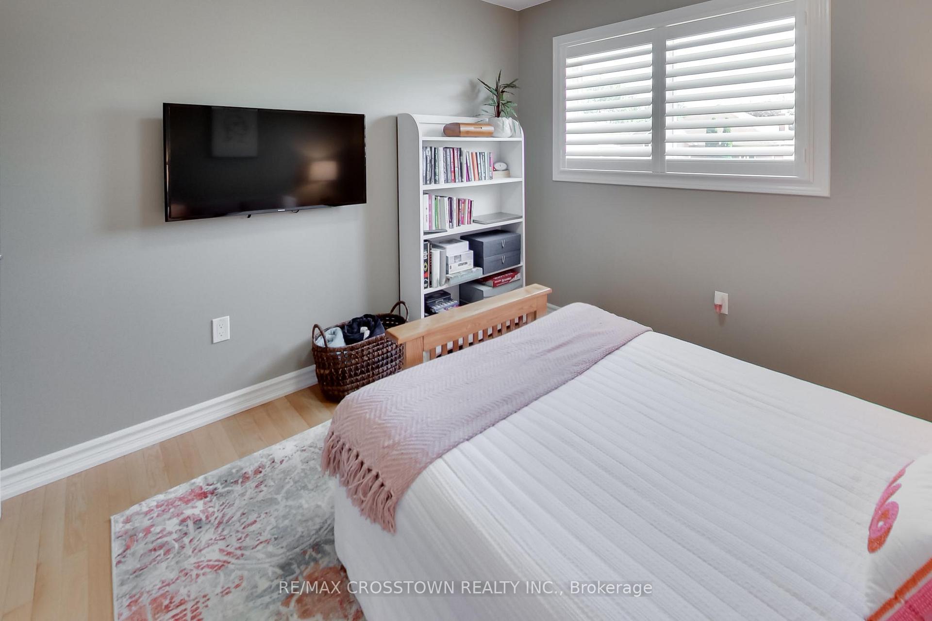 Photo 24 of 38 Innisbrook Drive, Wasaga Beach — HOMEH