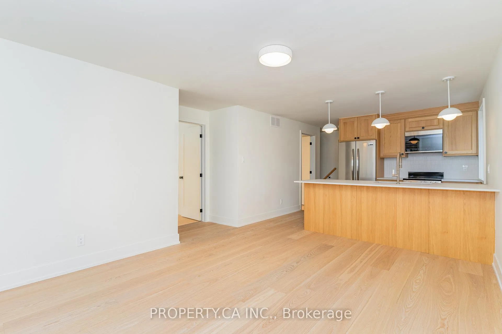Front of Unit #Upper, 111 Boulton Avenue