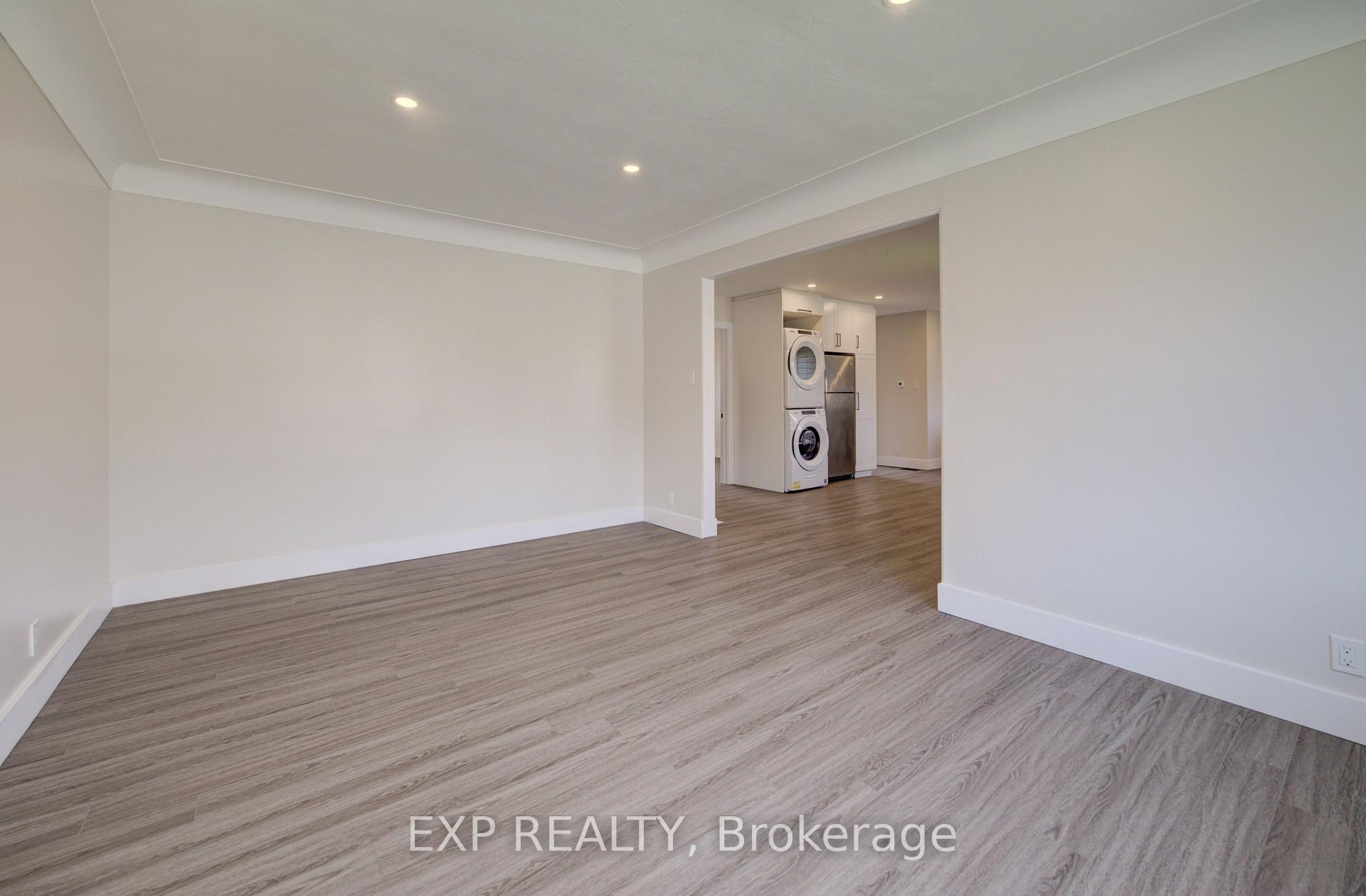 Photo 11 of 361 Prospect Avenue, Kitchener, Stanley Park — HOMEH