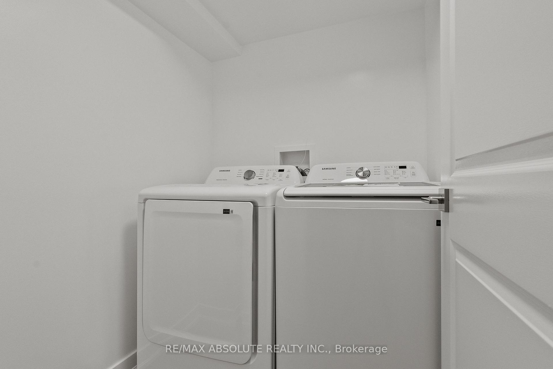 Photo 12 of Unit Unit B (basement), 403 Pleasant Park Road, Ottawa, Alta Vista/Faircrest Heights — HOMEH