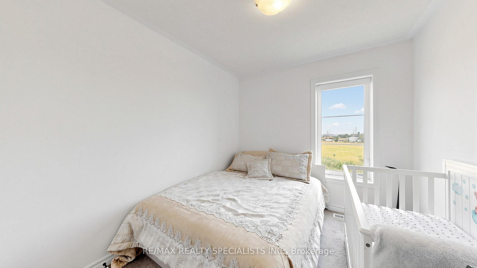 Photo 31 of 14 Bretlon Street, Brampton, Goreway Drive Corridor — HOMEH