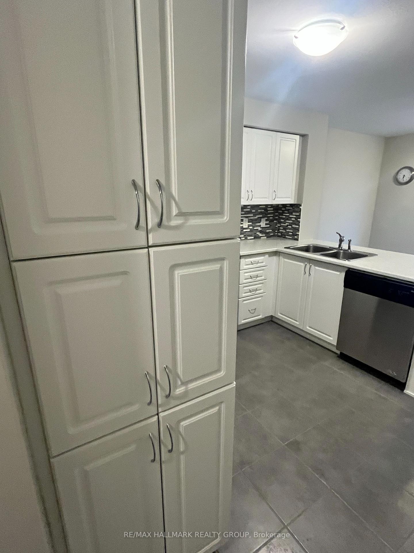 Photo 20 of 619 A Chapman Mills Drive, Ottawa, Barrhaven - Strandherd — HOMEH