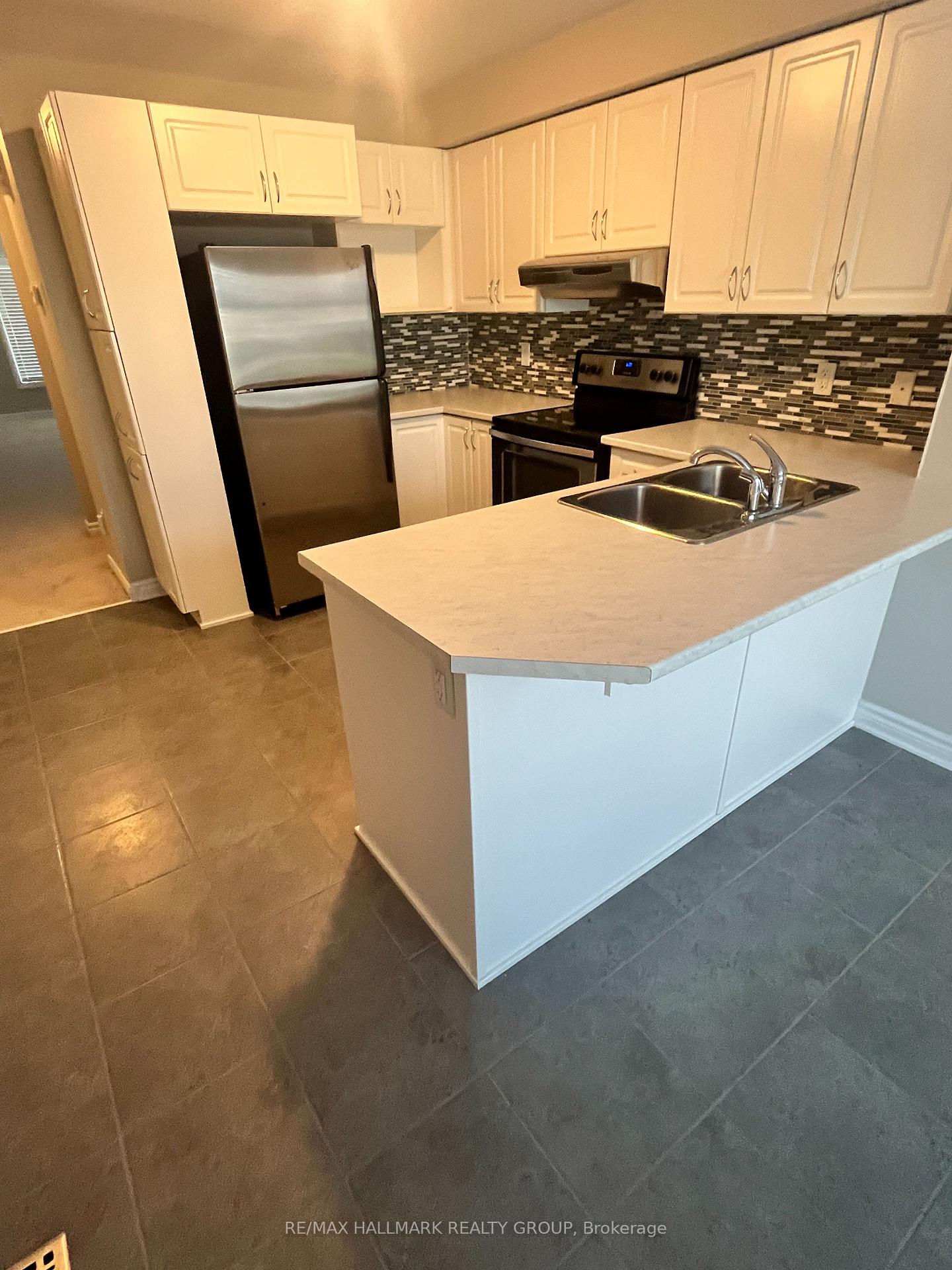 Photo 23 of 619 A Chapman Mills Drive, Ottawa, Barrhaven - Strandherd — HOMEH