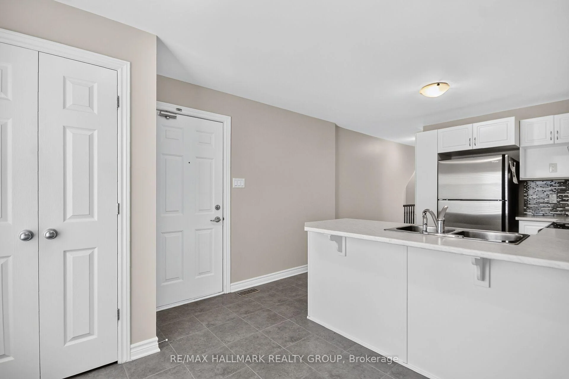 Photo 22 of 619 A Chapman Mills Drive, Ottawa, Barrhaven - Strandherd — HOMEH