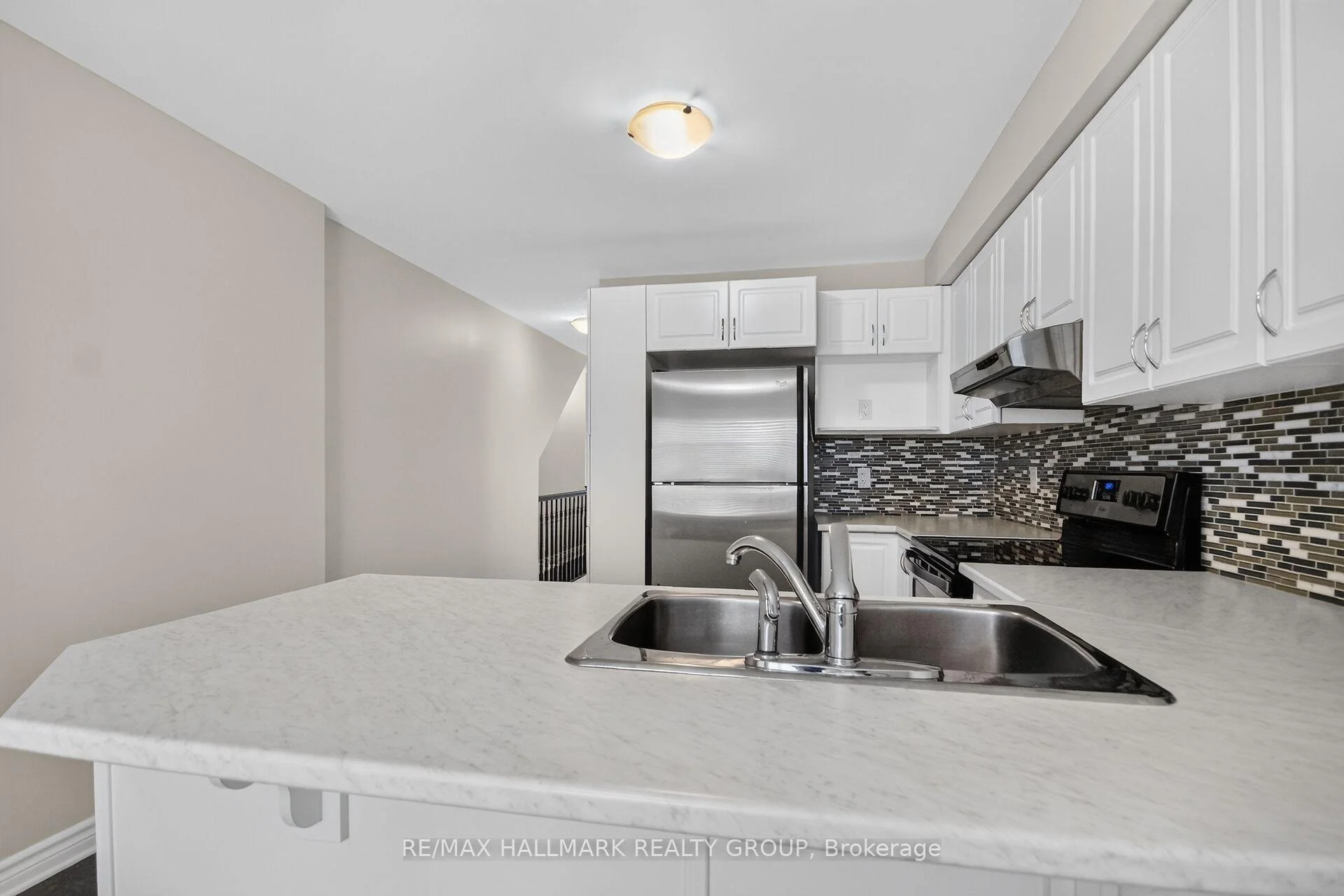 Photo 37 of 619 A Chapman Mills Drive, Ottawa, Barrhaven - Strandherd — HOMEH