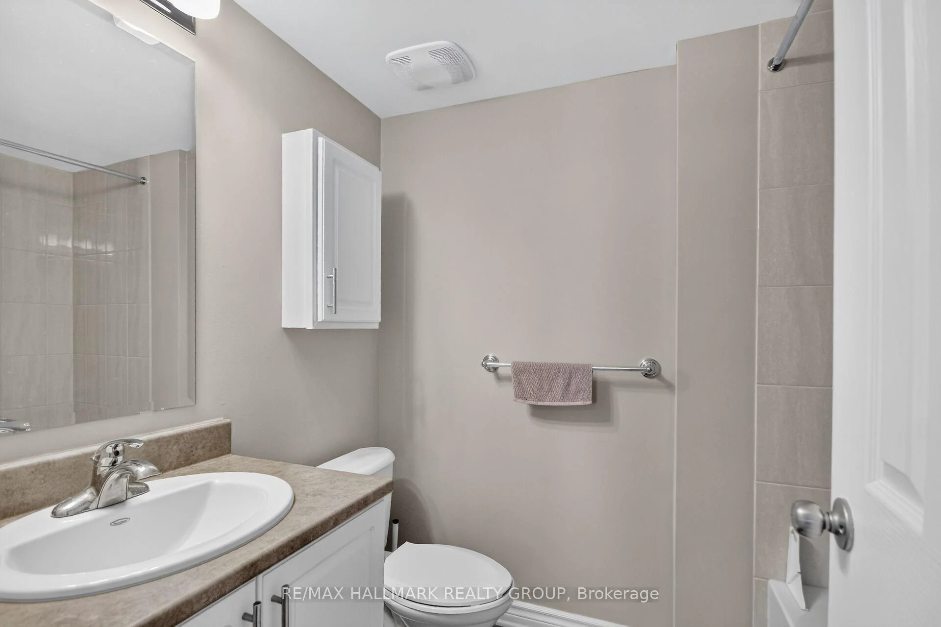 Photo 68 of 619 A Chapman Mills Drive, Ottawa, Barrhaven - Strandherd — HOMEH