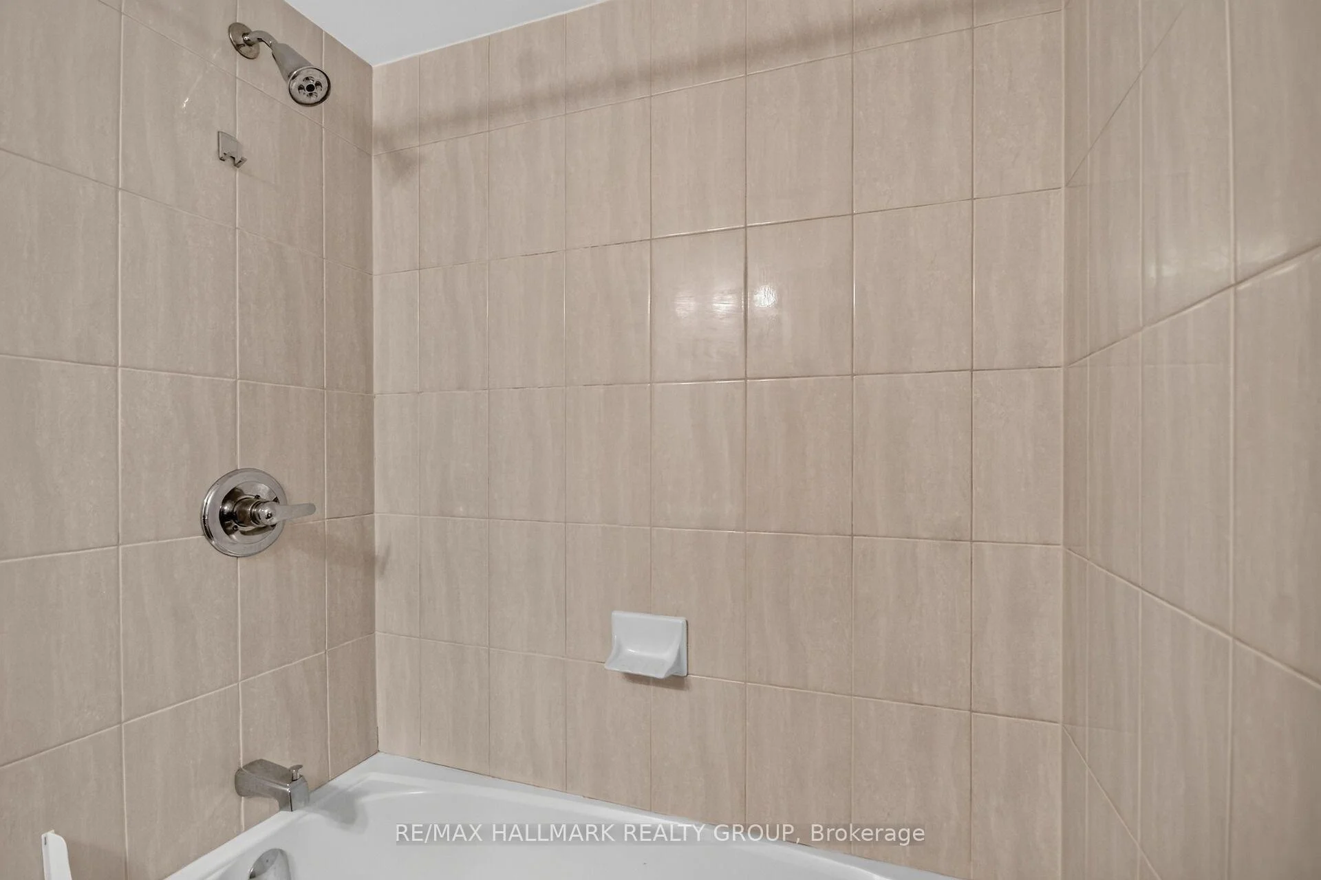 Photo 70 of 619 A Chapman Mills Drive, Ottawa, Barrhaven - Strandherd — HOMEH