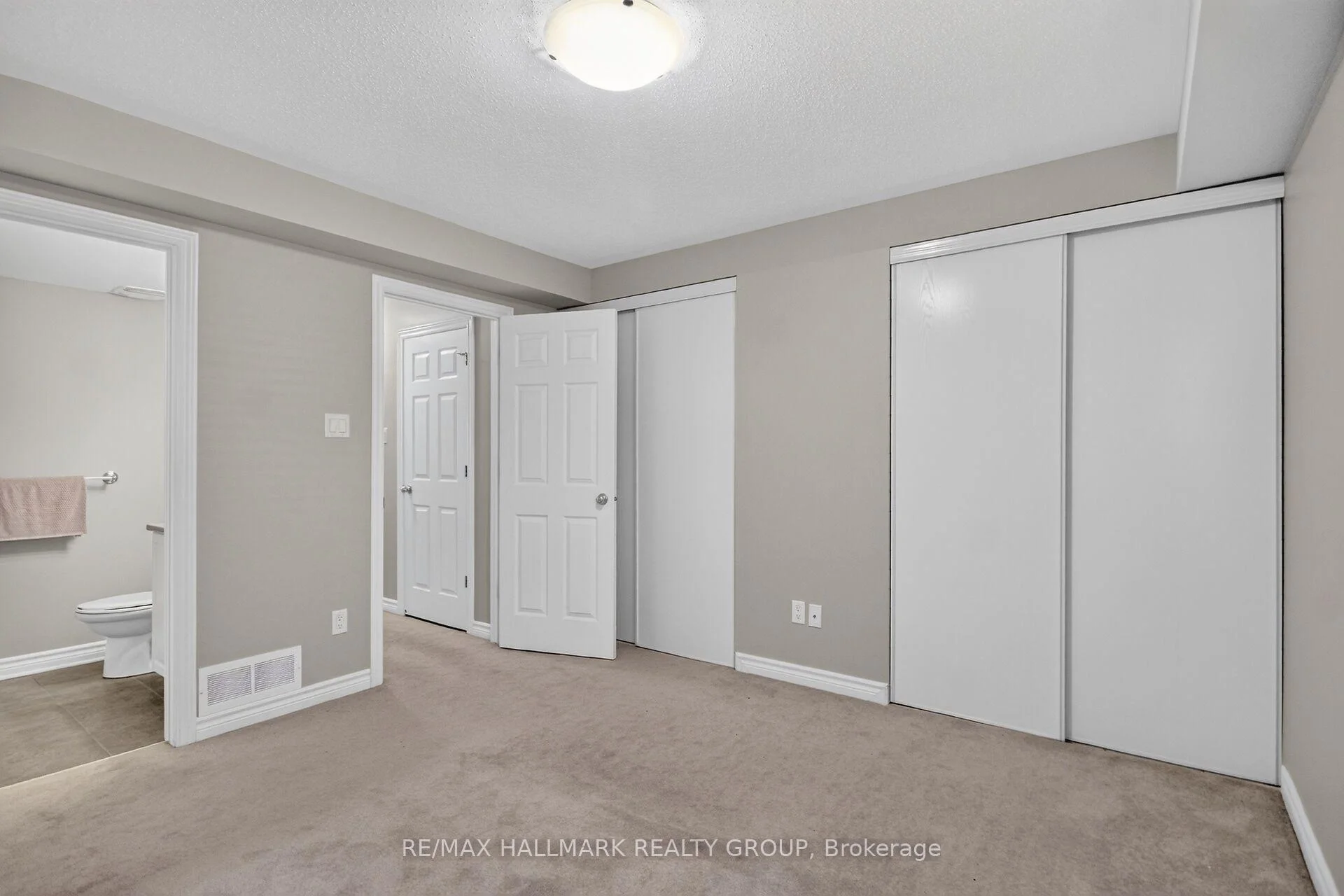 Photo 74 of 619 A Chapman Mills Drive, Ottawa, Barrhaven - Strandherd — HOMEH