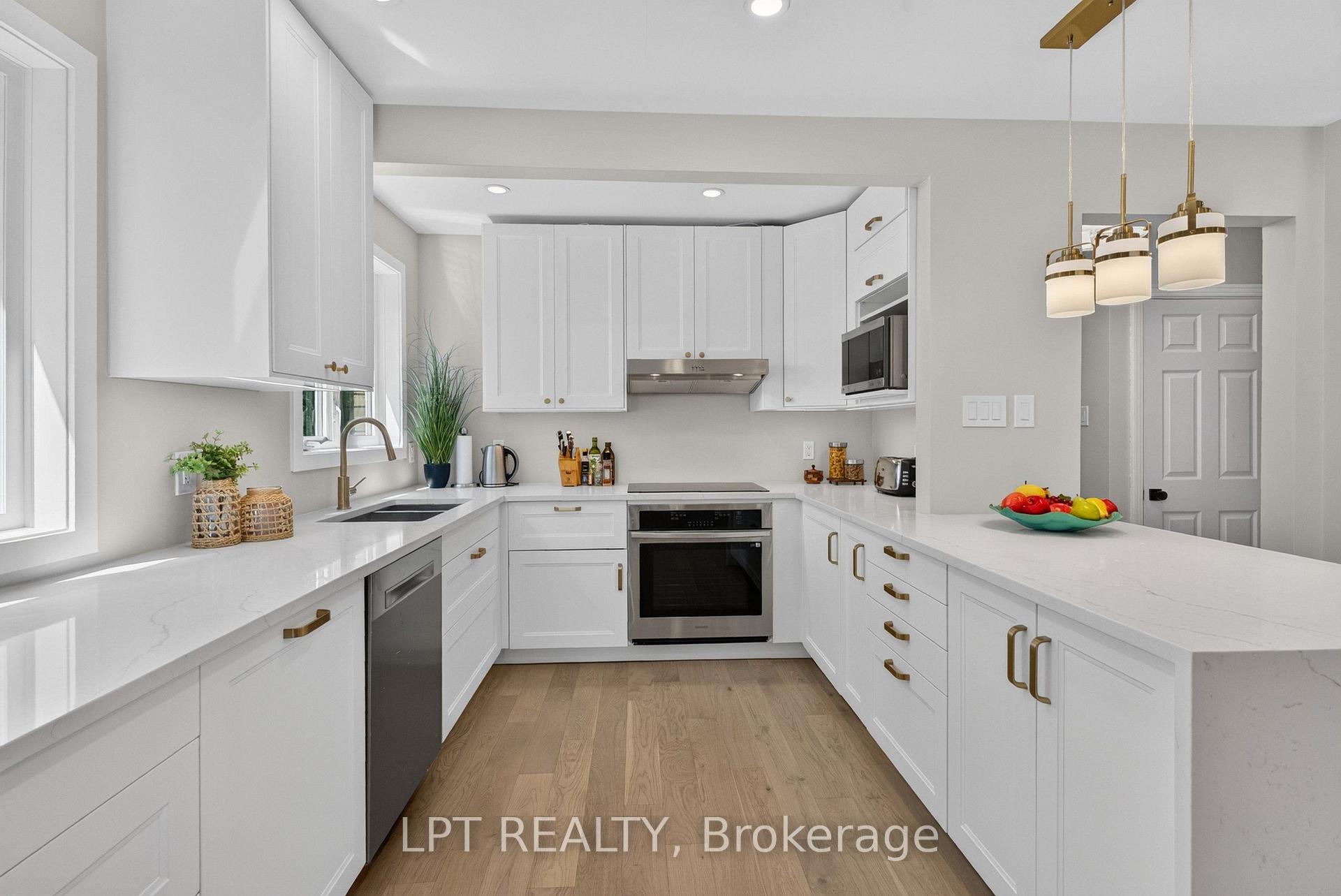 Photo 2 of 337 Joffre-Belanger Way, Ottawa, Vanier — HOMEH