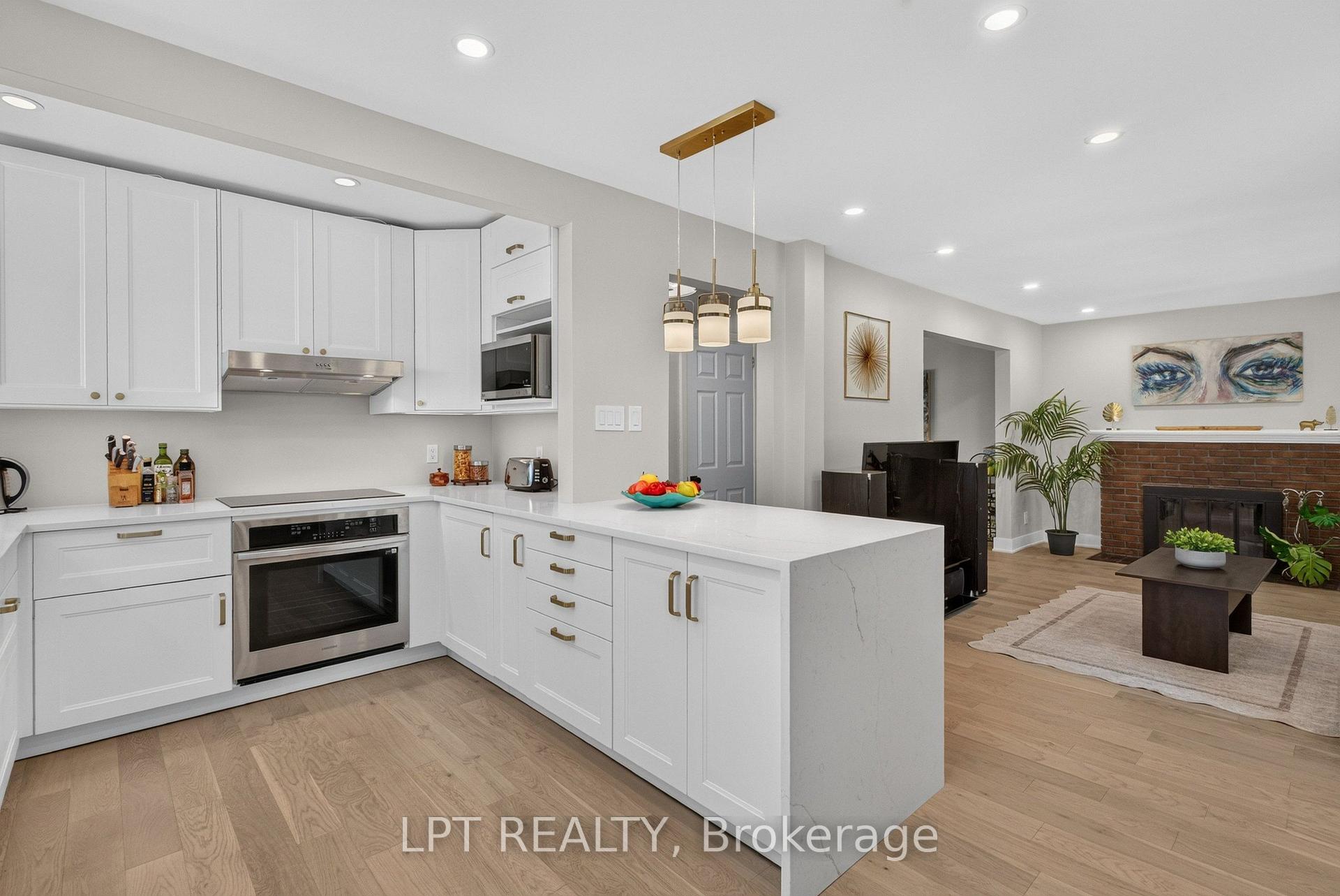 Photo 4 of 337 Joffre-Belanger Way, Ottawa, Vanier — HOMEH