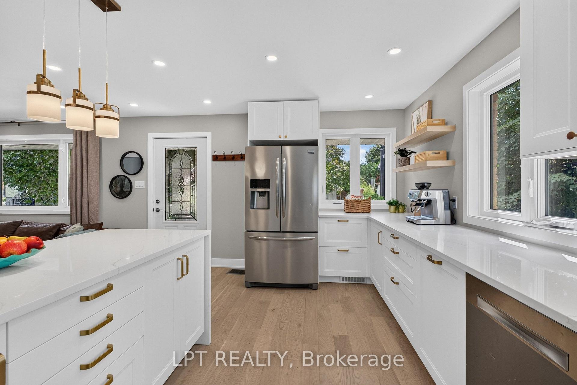 Photo 5 of 337 Joffre-Belanger Way, Ottawa, Vanier — HOMEH