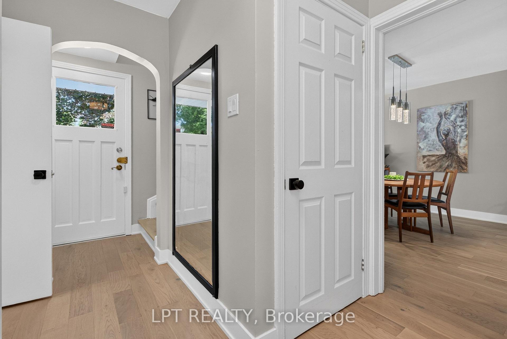 Photo 14 of 337 Joffre-Belanger Way, Ottawa, Vanier — HOMEH