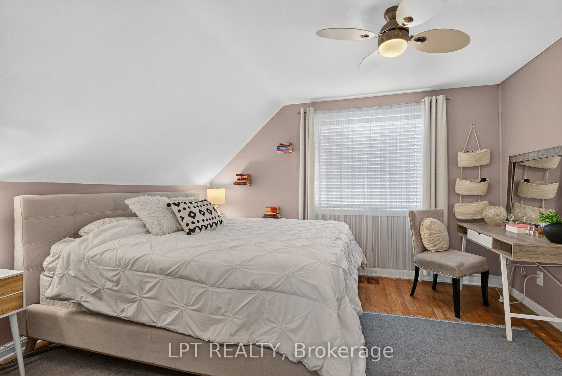 Photo 17 of 337 Joffre-Belanger Way, Ottawa, Vanier — HOMEH