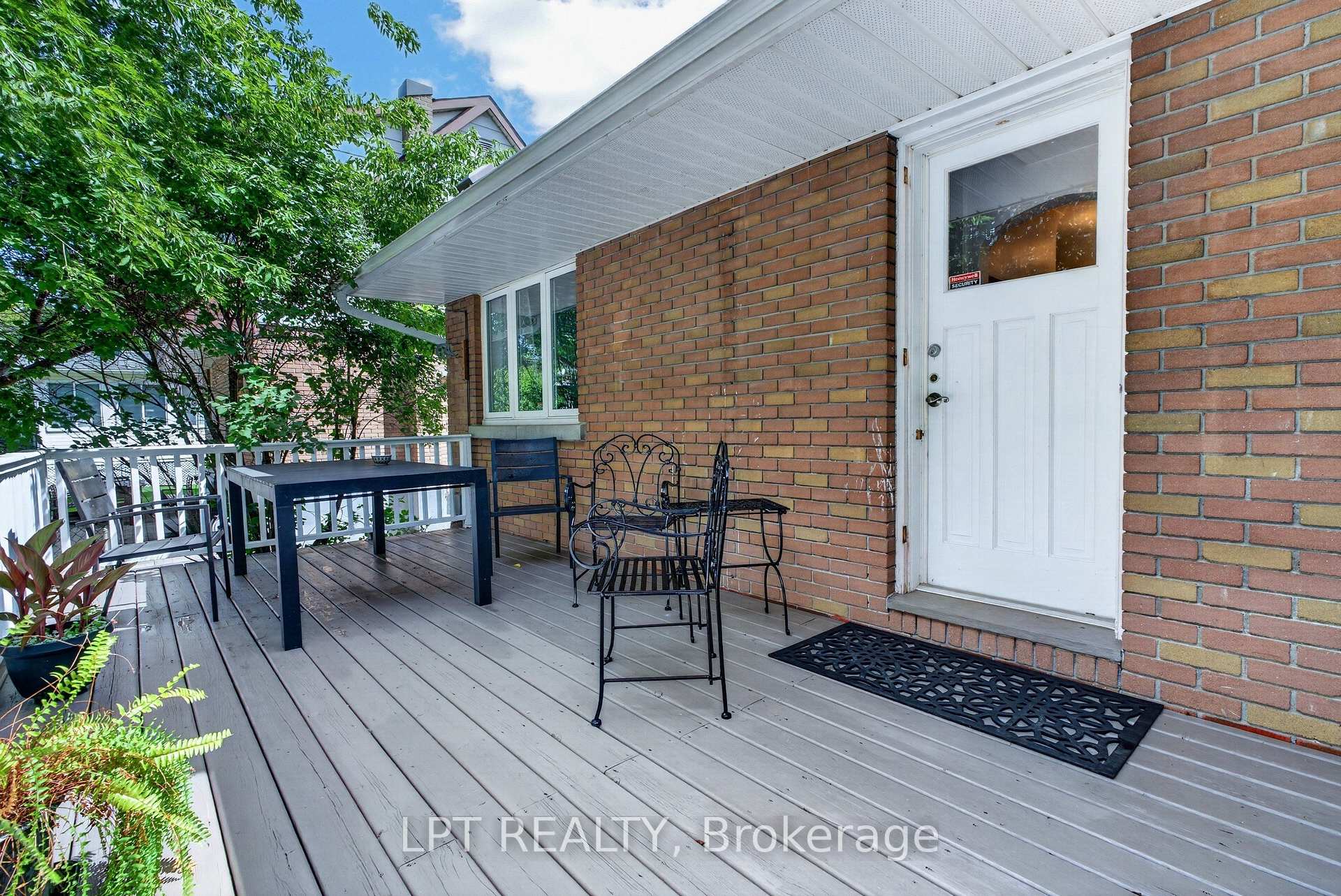 Photo 26 of 337 Joffre-Belanger Way, Ottawa, Vanier — HOMEH