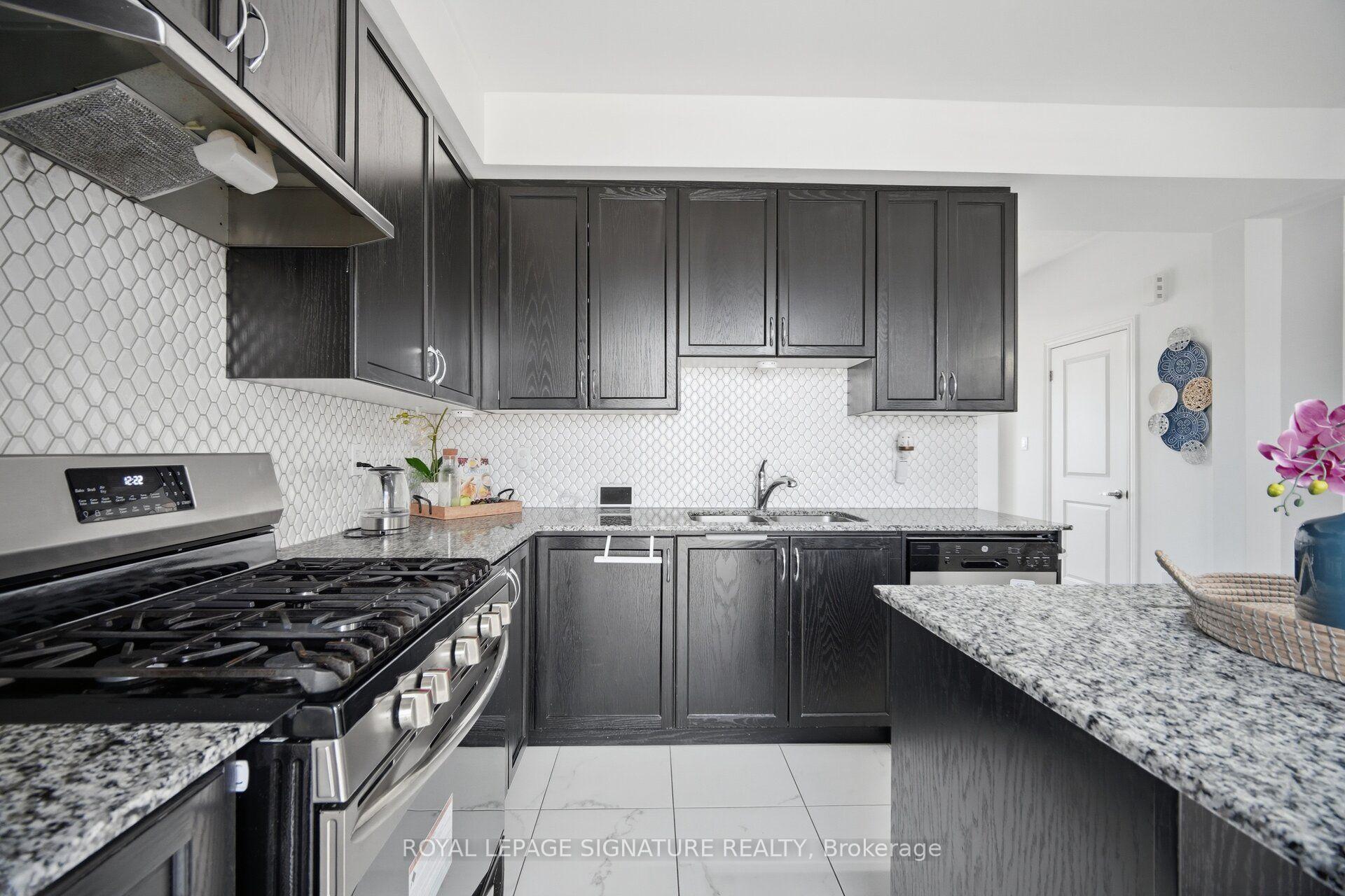 Photo 14 of 3 Kingfisher Way, Whitby, Lynde Creek — HOMEH