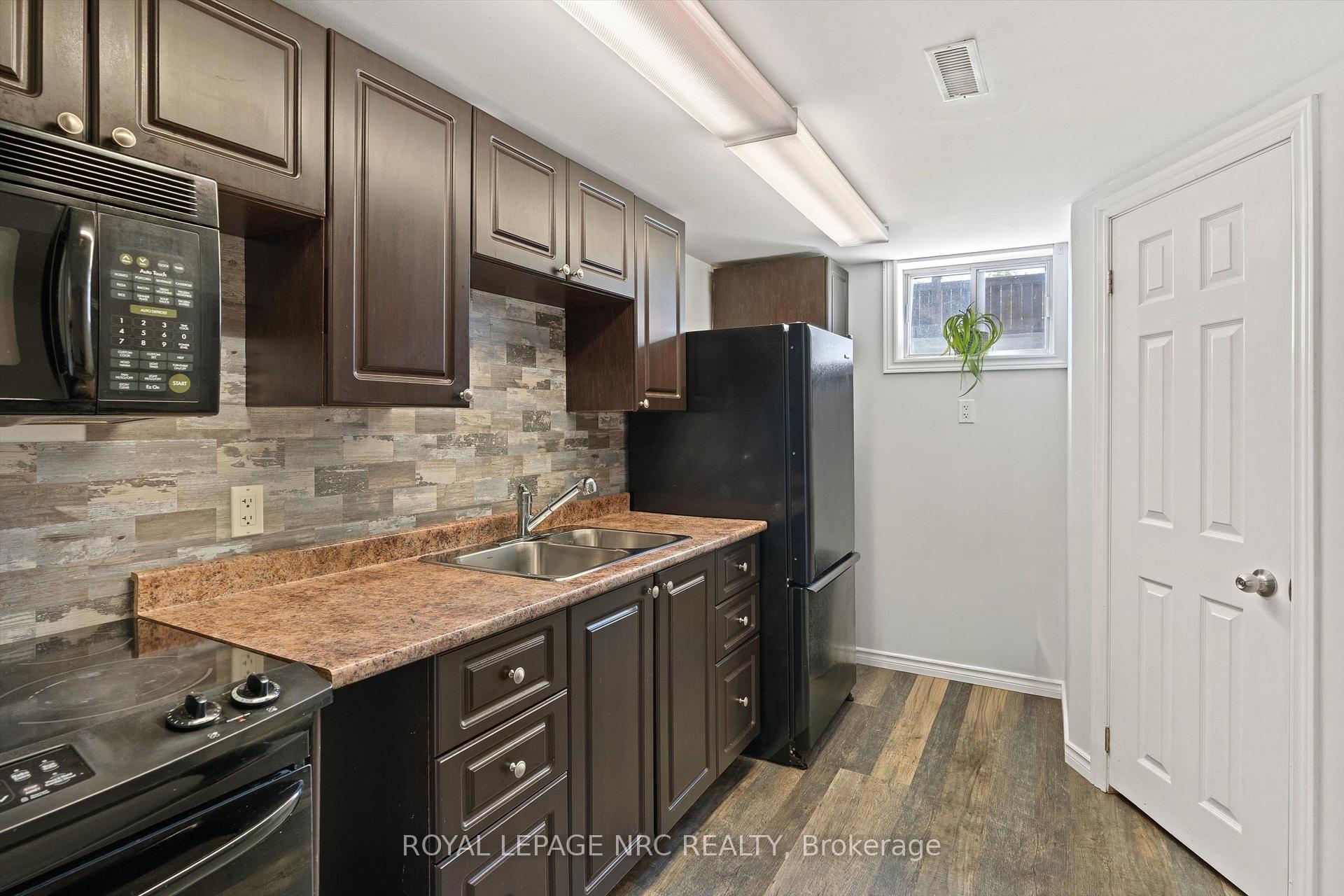 Photo 28 of 64 Welland Street N, Thorold, Thorold Downtown — HOMEH