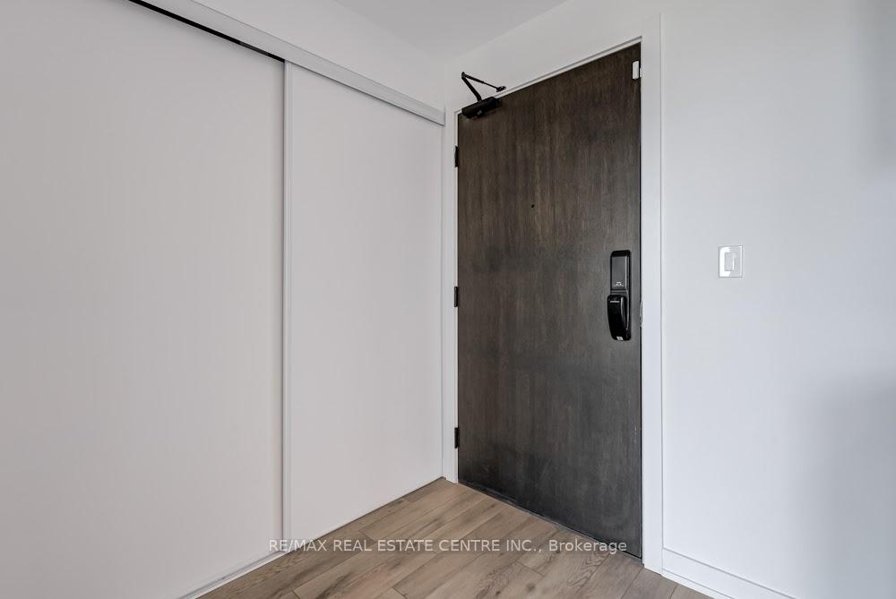 Photo 4 of Unit 238, 1005 Dundas Street E, Oakville, Joshua Meadows — HOMEH