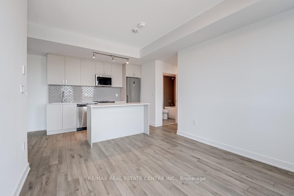Photo 6 of Unit 238, 1005 Dundas Street E, Oakville, Joshua Meadows — HOMEH