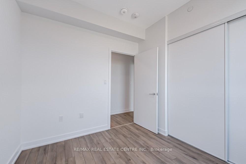 Photo 16 of Unit 238, 1005 Dundas Street E, Oakville, Joshua Meadows — HOMEH
