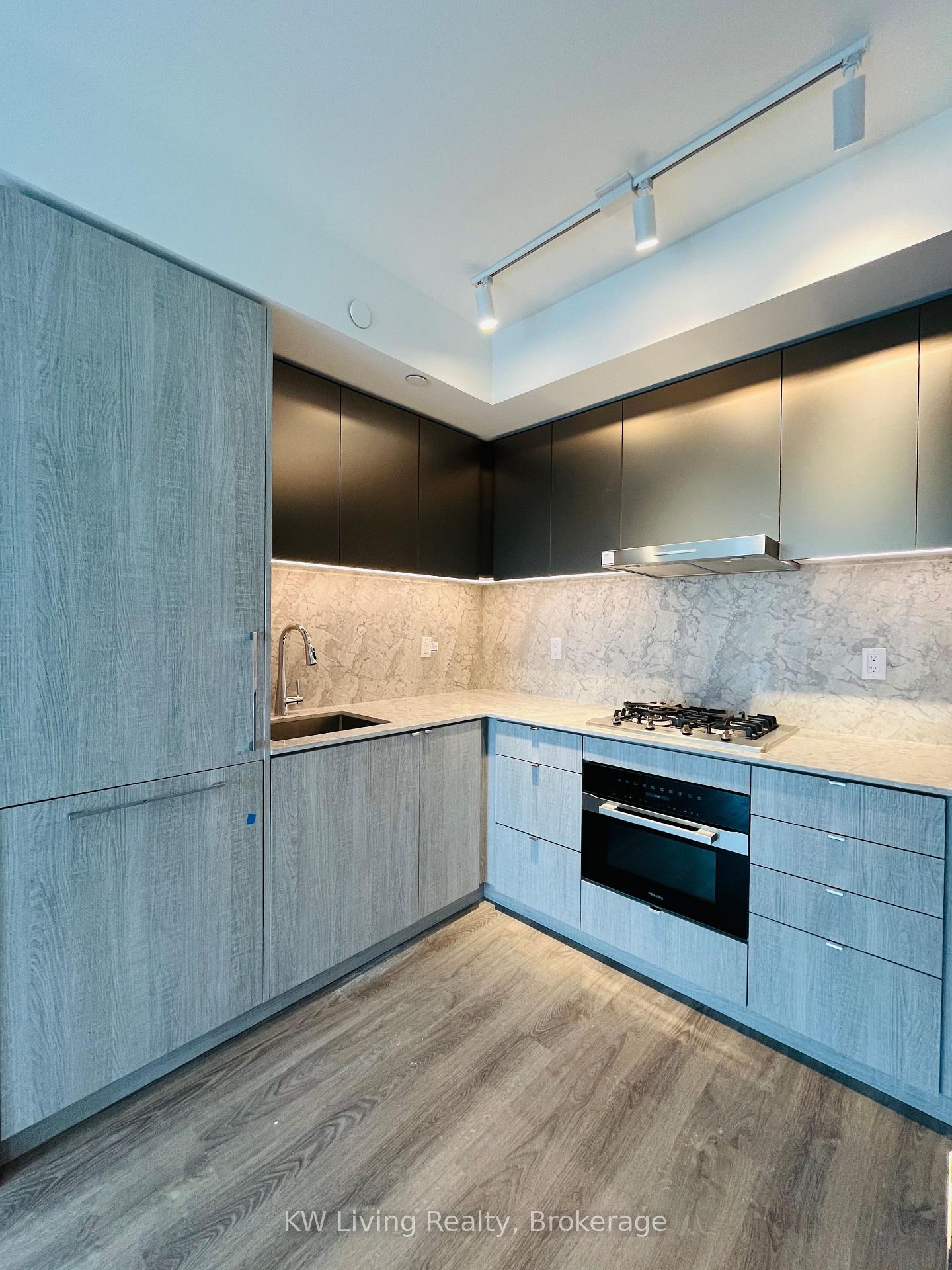 Photo 12 of Unit 2506, 771 Yonge Street, Toronto, The Annex — HOMEH