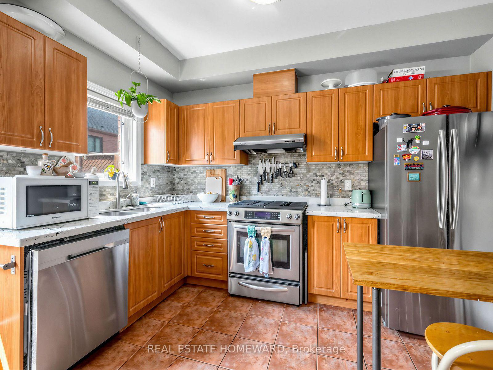 Photo 7 of 24 Filmic Lane, Toronto, South Riverdale — HOMEH