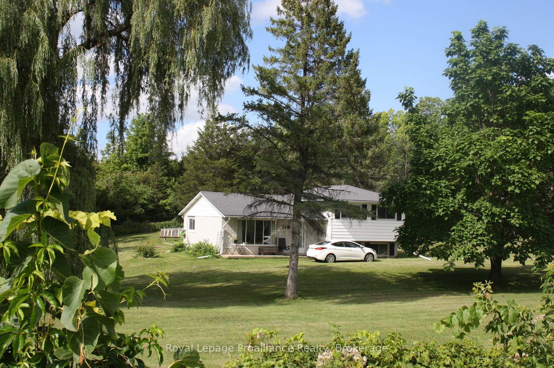 Photo 6 of 47 Shannon Road, Belleville, Thurlow Ward — HOMEH