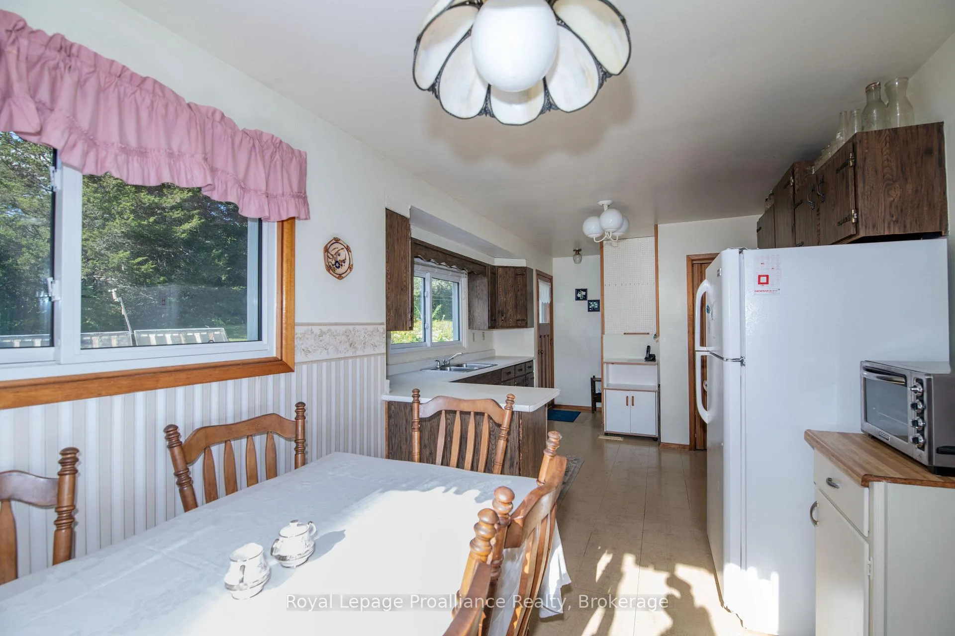 Photo 16 of 47 Shannon Road, Belleville, Thurlow Ward — HOMEH