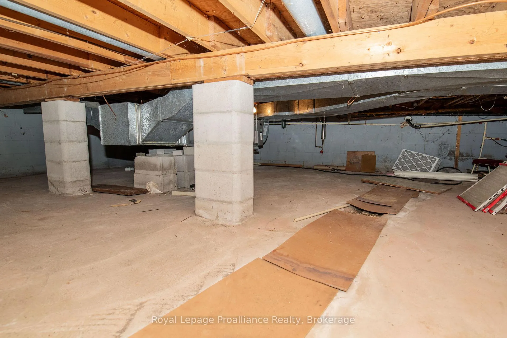 Photo 27 of 47 Shannon Road, Belleville, Thurlow Ward — HOMEH