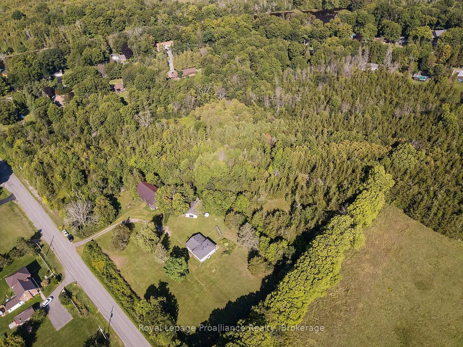 Photo 29 of 47 Shannon Road, Belleville, Thurlow Ward — HOMEH