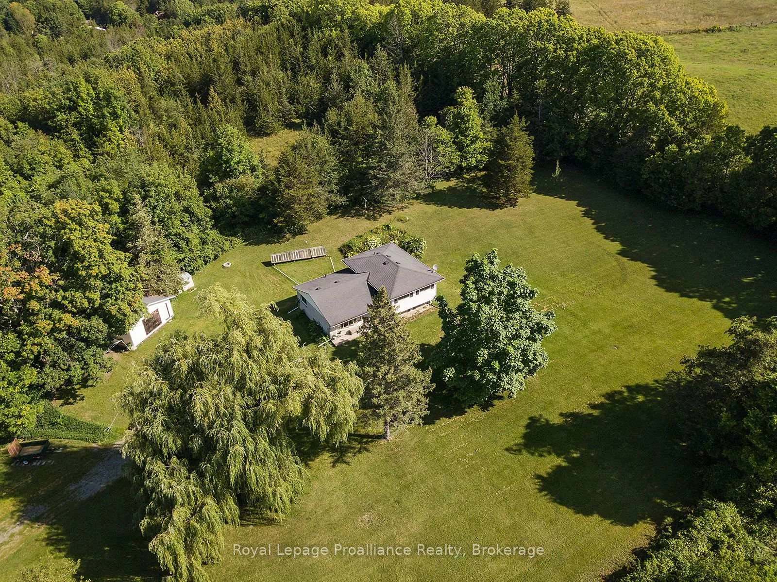 Photo 30 of 47 Shannon Road, Belleville, Thurlow Ward — HOMEH