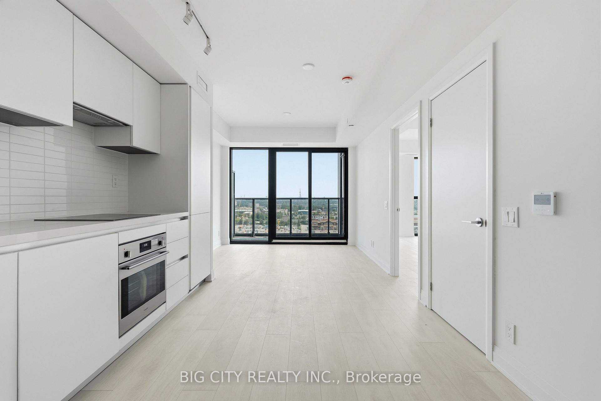 Photo 3 of Unit 1501, 25 Frederick Todd Way, Toronto, Thorncliffe Park — HOMEH