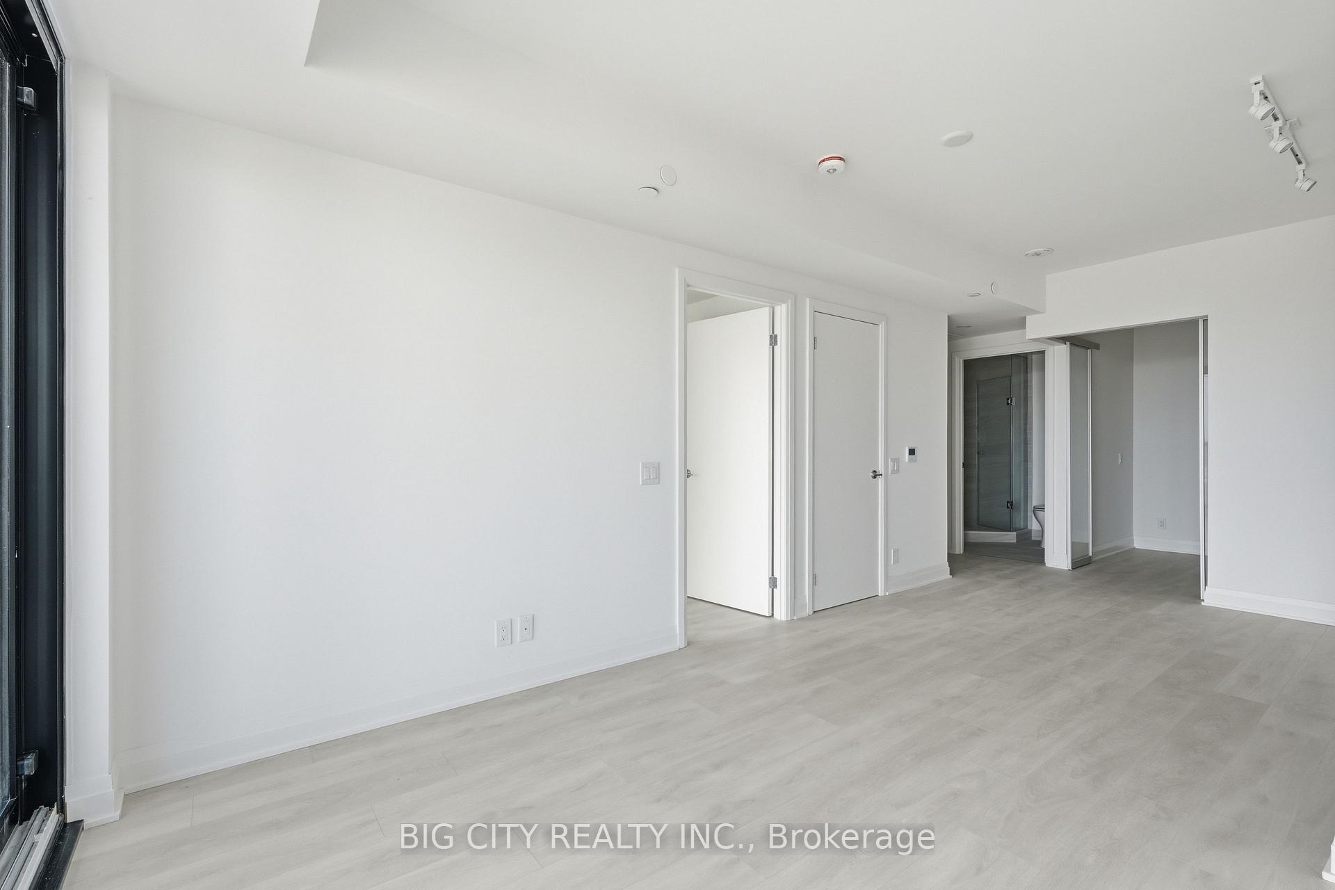 Photo 9 of Unit 1501, 25 Frederick Todd Way, Toronto, Thorncliffe Park — HOMEH