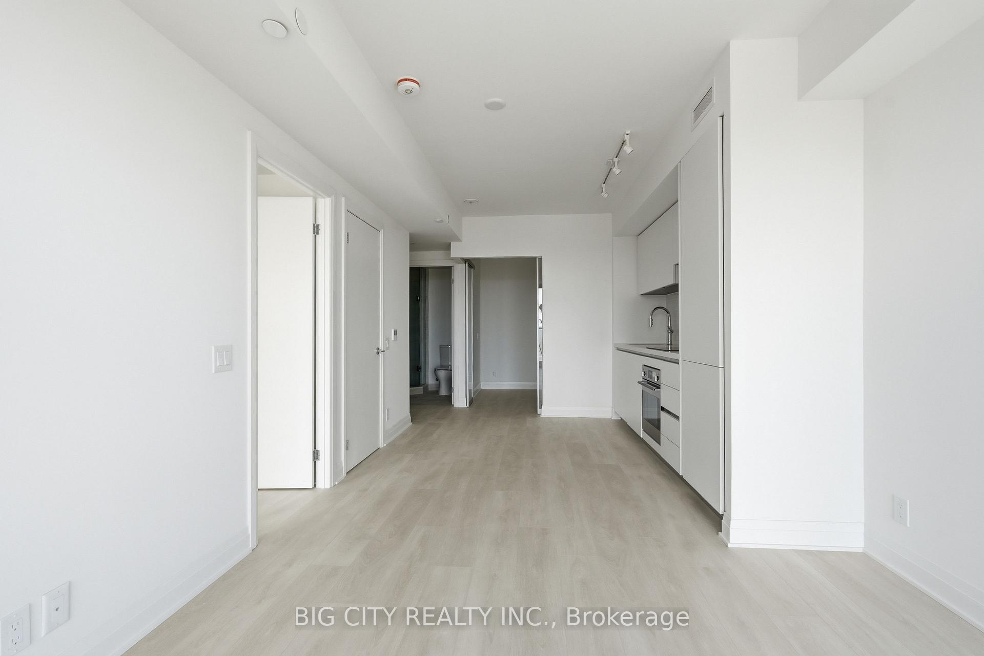 Photo 11 of Unit 1501, 25 Frederick Todd Way, Toronto, Thorncliffe Park — HOMEH