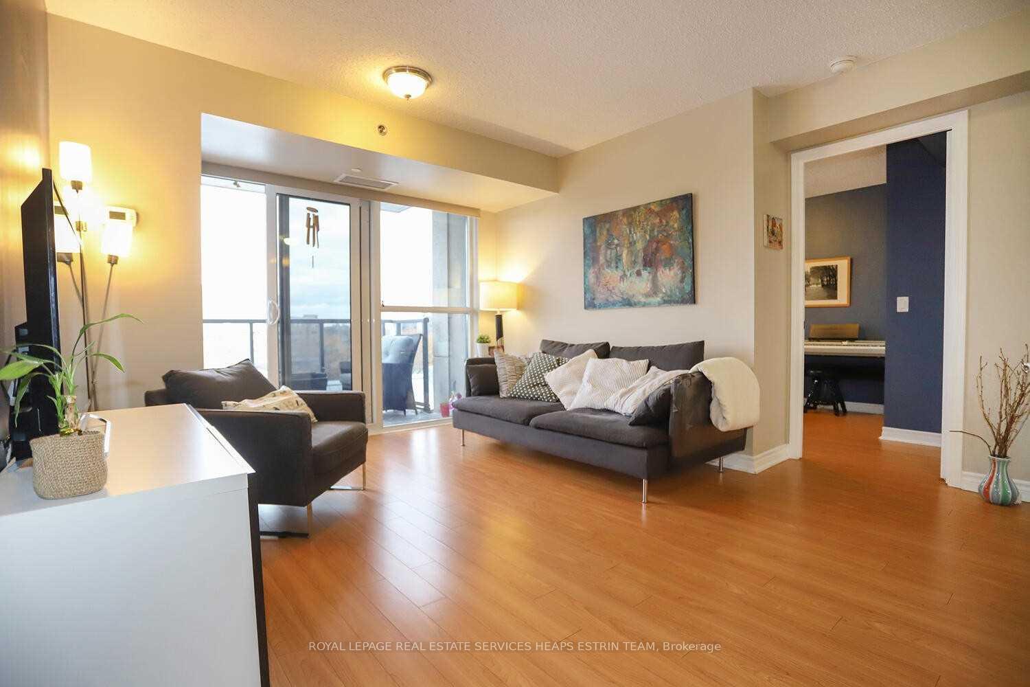 Photo 7 of Unit 614, 35 Saranac Boulevard, Toronto, Englemount-Lawrence — HOMEH