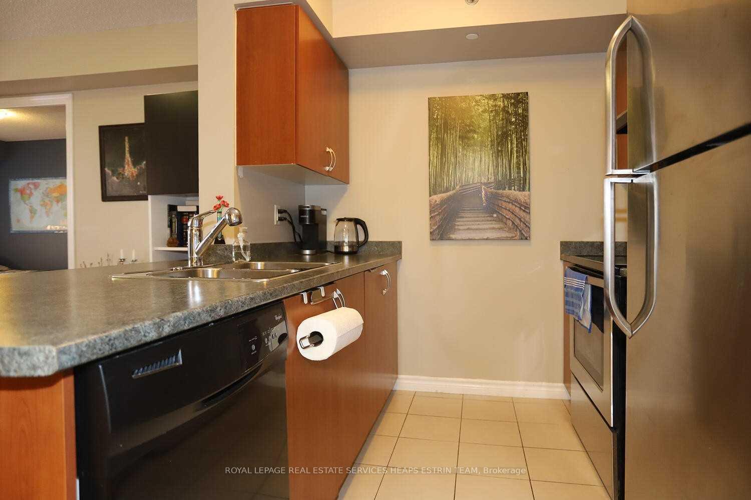 Photo 13 of Unit 614, 35 Saranac Boulevard, Toronto, Englemount-Lawrence — HOMEH