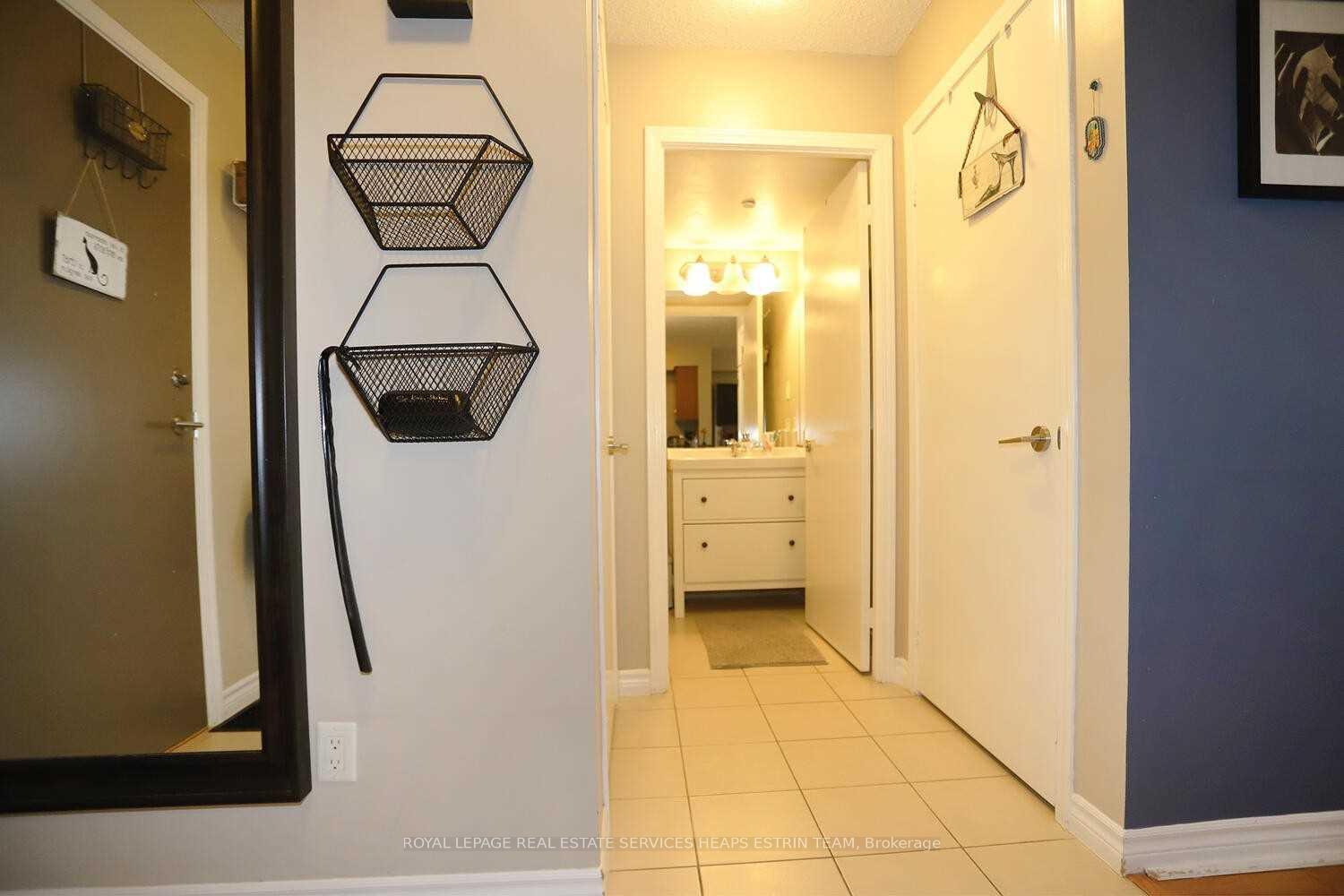 Photo 20 of Unit 614, 35 Saranac Boulevard, Toronto, Englemount-Lawrence — HOMEH