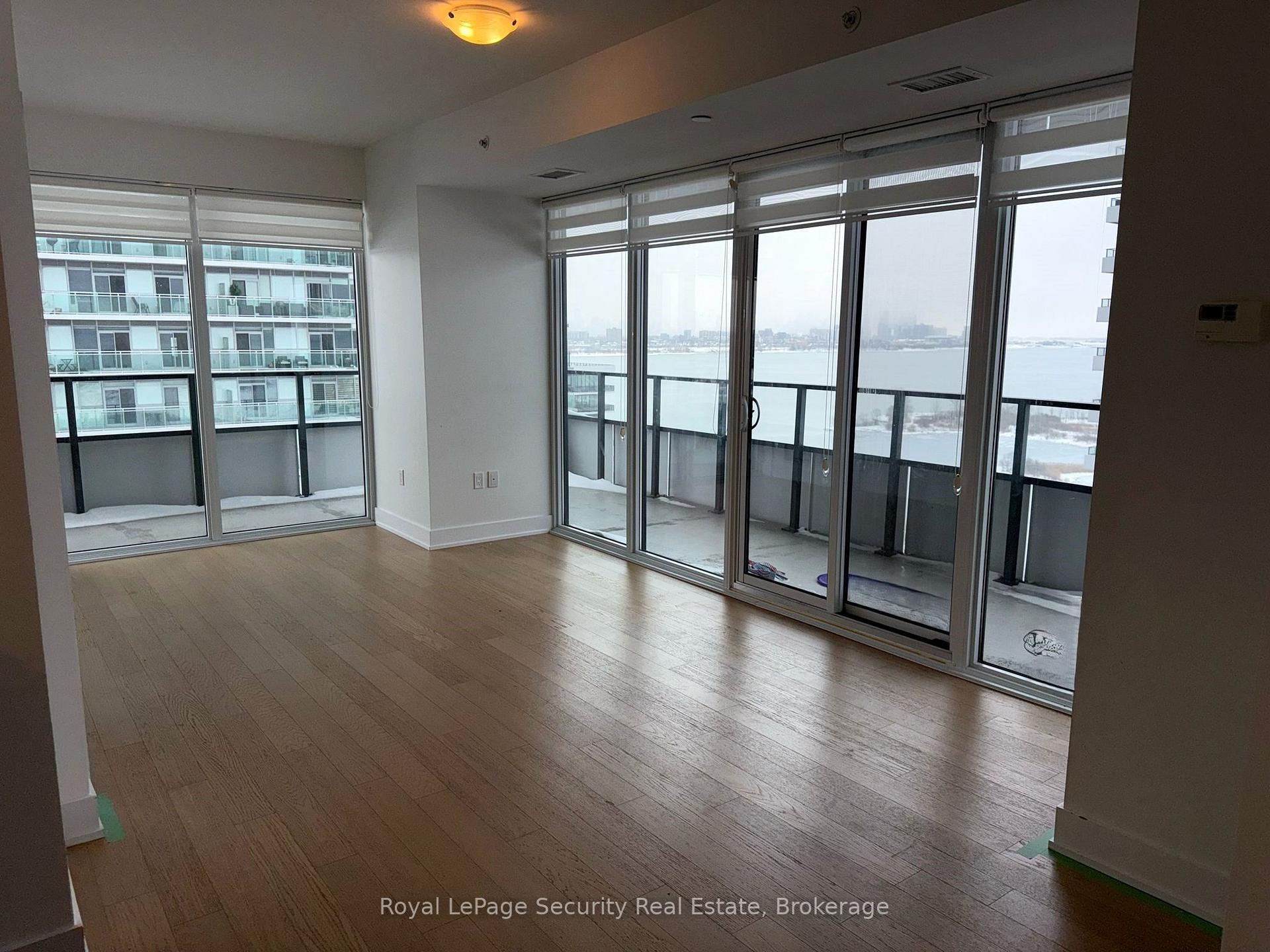 Photo 5 of Unit 1916, 30 Shore Breeze Drive, Etobicoke, Mimico — HOMEH