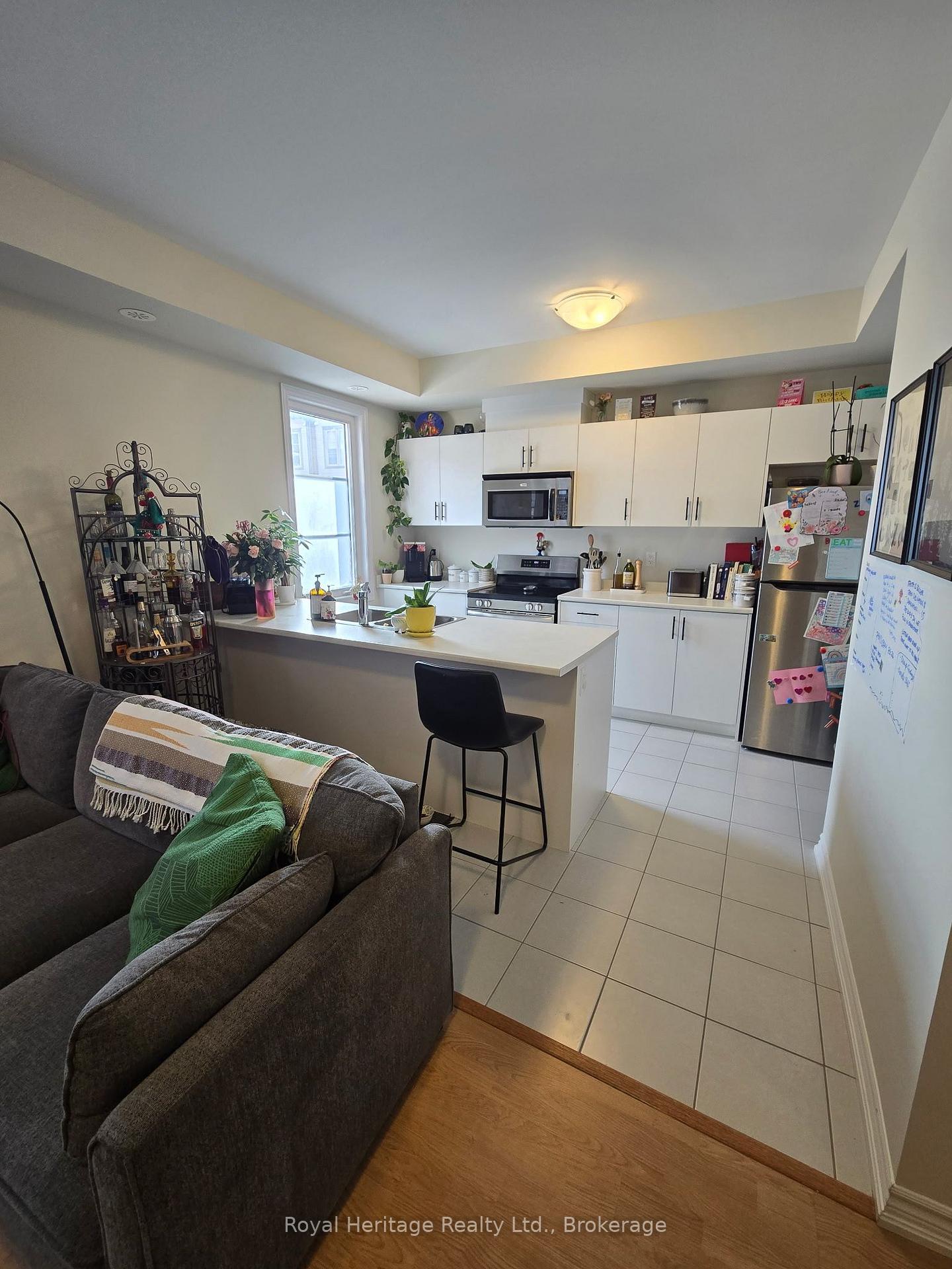 Photo 3 of 2047 Prestonvale Road, Clarington, Courtice — HOMEH