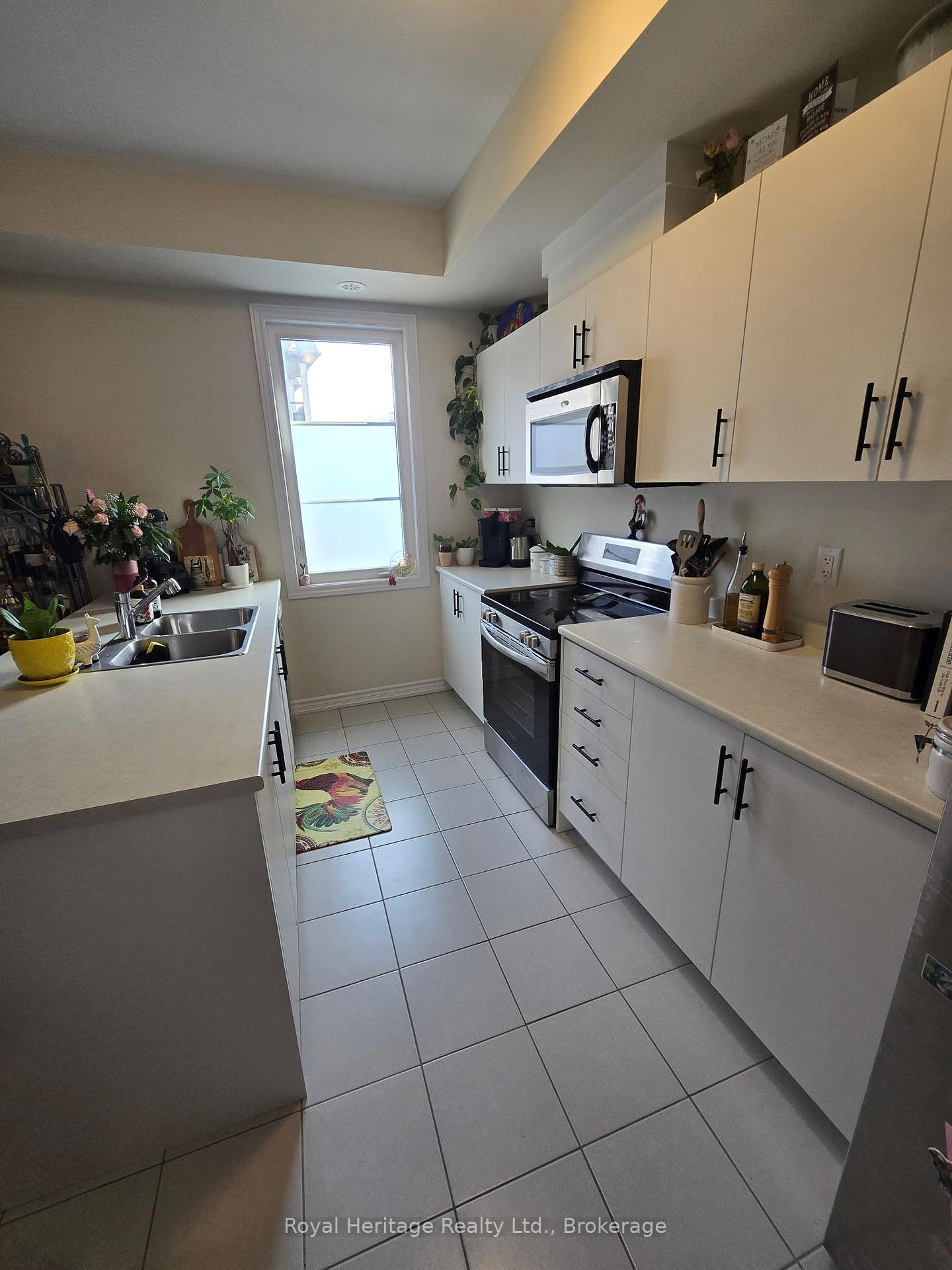 Photo 4 of 2047 Prestonvale Road, Clarington, Courtice — HOMEH