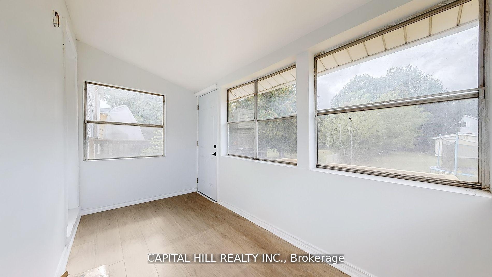 Photo 16 of 160 Picton Street E, Hamilton, North End — HOMEH