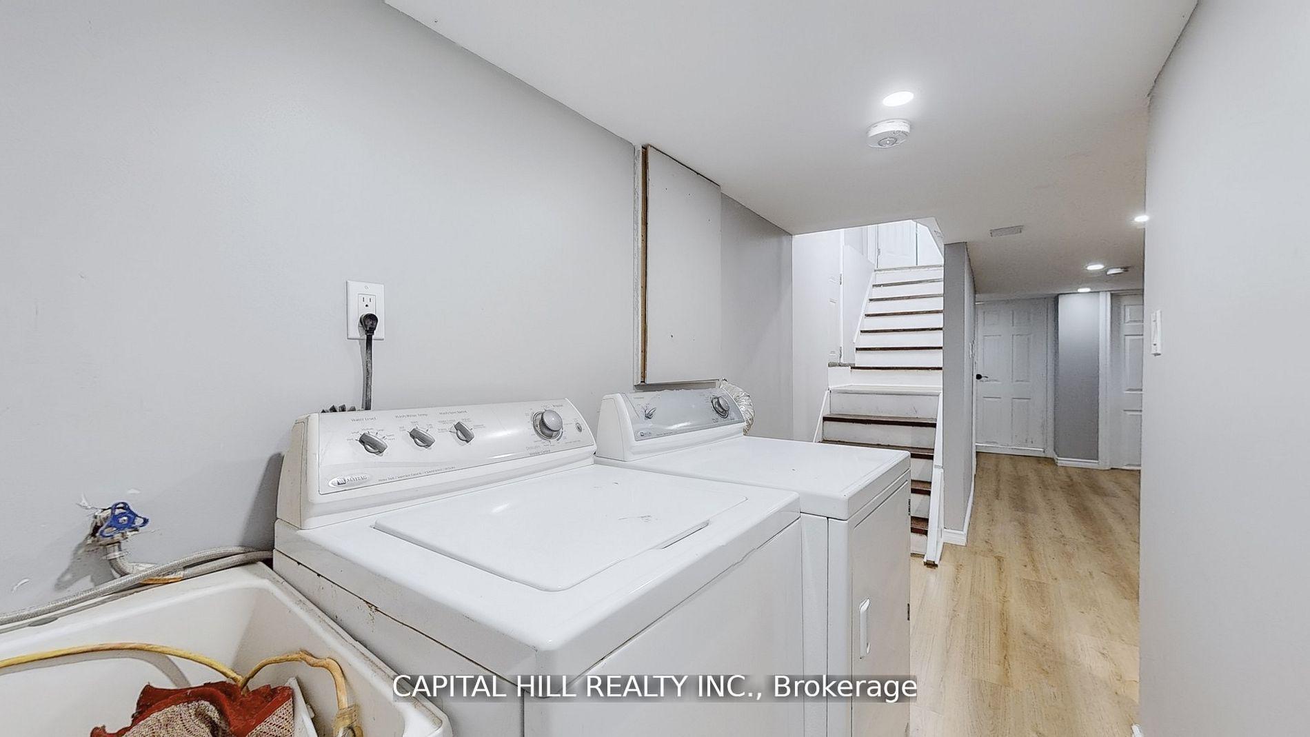 Photo 40 of 160 Picton Street E, Hamilton, North End — HOMEH