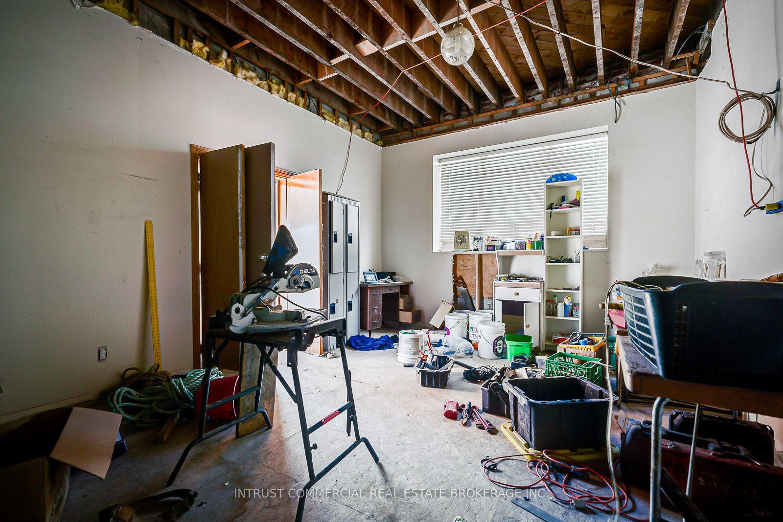 Photo 23 of 1893 Davenport Road, Toronto, Weston-Pellam Park — HOMEH