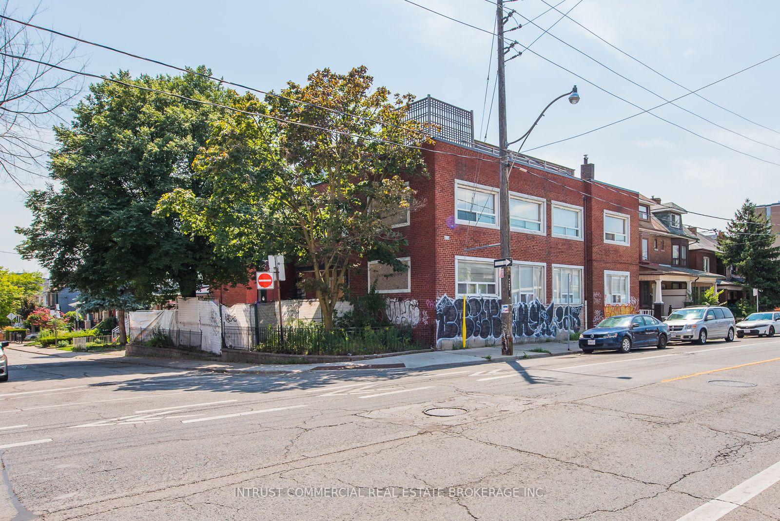 Photo 36 of 1893 Davenport Road, Toronto, Weston-Pellam Park — HOMEH