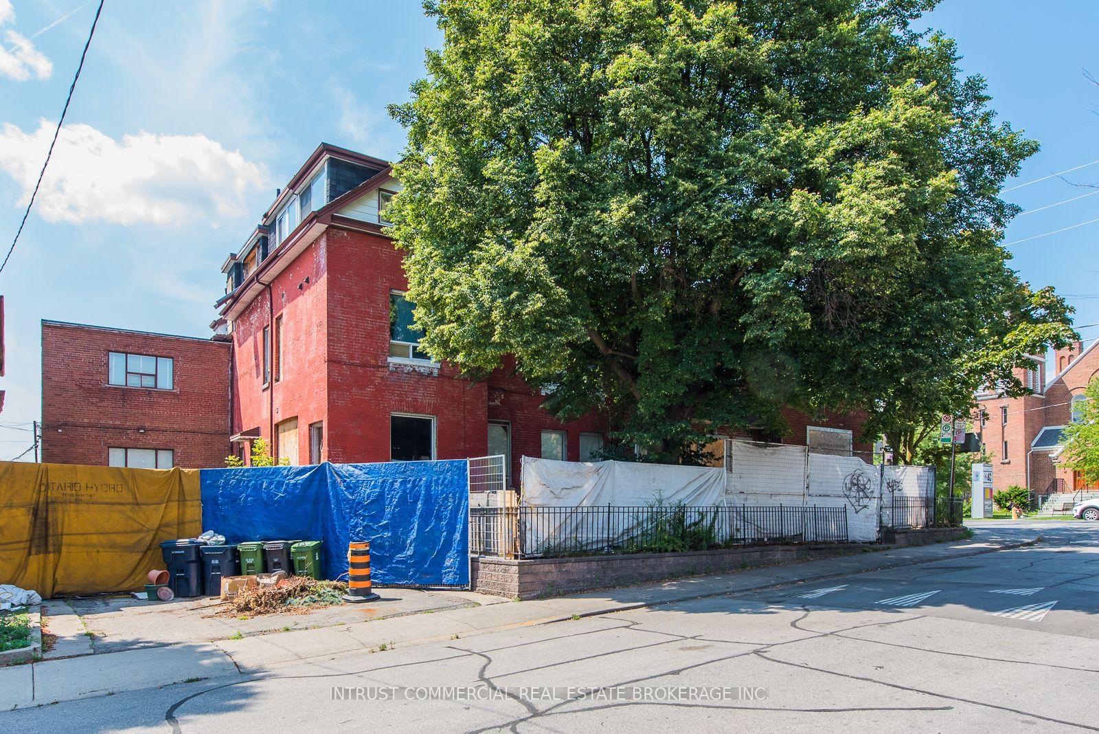 Photo 38 of 1893 Davenport Road, Toronto, Weston-Pellam Park — HOMEH